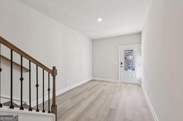 427 Elise Way, Lawrenceville, GA 30045