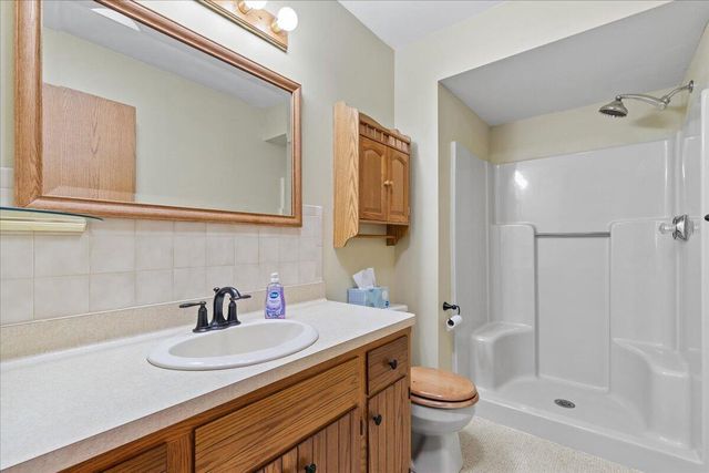 W179N9885 Riversbend CIRCLE E, Germantown, WI 53022