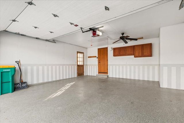 W179N9885 Riversbend CIRCLE E, Germantown, WI 53022