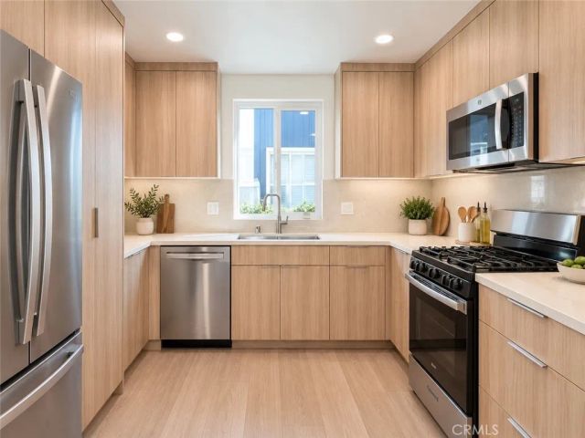 1540 S Beverly Drive 3, Los Angeles, CA 90035
