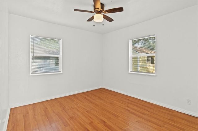 605 Pearl Street, Baytown, TX 77520