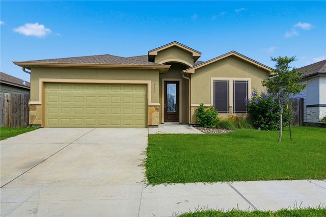 2221 Cuarzo Dr, Corpus Christi, TX 78414