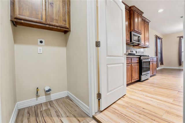 2221 Cuarzo Dr, Corpus Christi, TX 78414