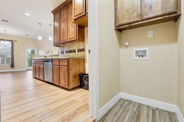 2221 Cuarzo Dr, Corpus Christi, TX 78414