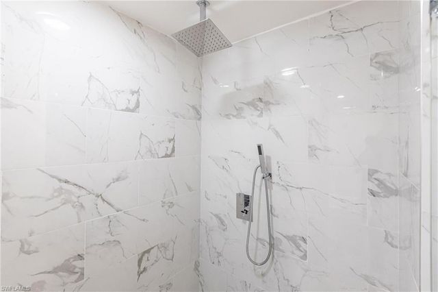 2007 NW 21st ST, Cape Coral, FL 33993