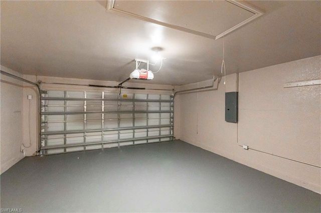 2007 NW 21st ST, Cape Coral, FL 33993