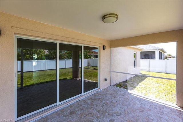 2007 NW 21st ST, Cape Coral, FL 33993