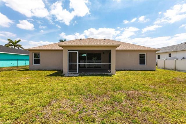 2007 NW 21st ST, Cape Coral, FL 33993