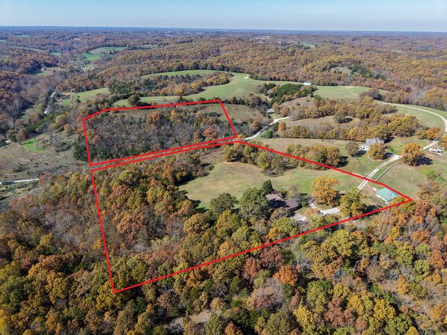 796 Sunny Slope Drive, Crane, MO 65633