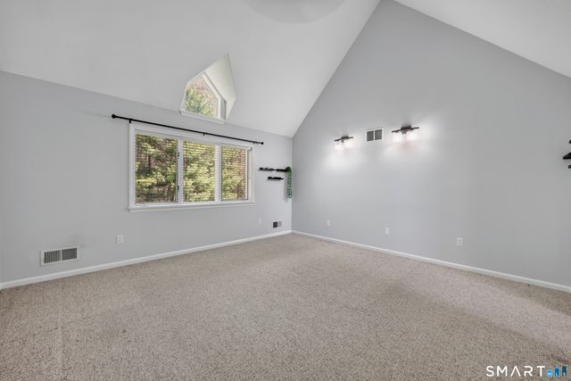 72 Timberwood Road 72, West Hartford, CT 06117
