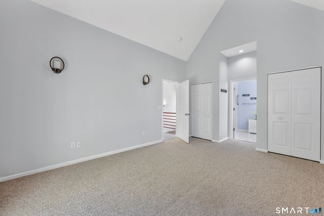 72 Timberwood Road 72, West Hartford, CT 06117