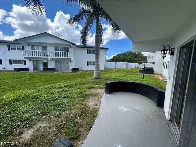 3704 Broadway 107, Fort Myers, FL 33901