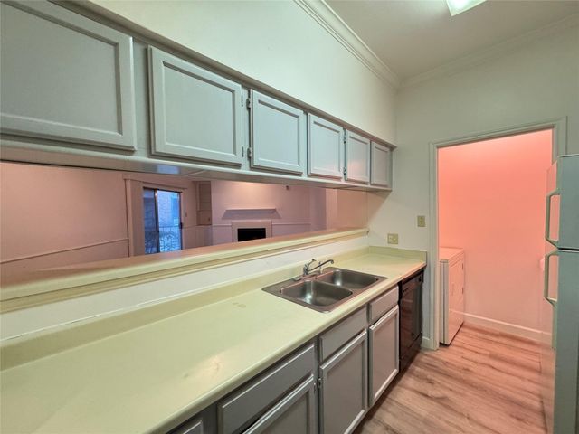 6500 Harbor Town Drive 3003, Houston, TX 77036