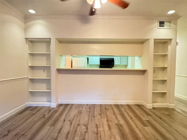 6500 Harbor Town Drive 3003, Houston, TX 77036