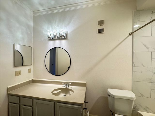6500 Harbor Town Drive 3003, Houston, TX 77036