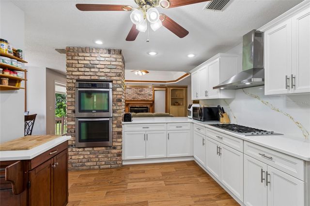 1055 RIVERSIDE RIDGE ROAD, Tarpon Springs, FL 34688