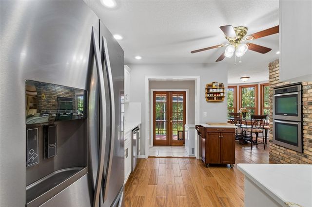 1055 RIVERSIDE RIDGE ROAD, Tarpon Springs, FL 34688
