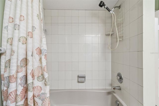 1055 RIVERSIDE RIDGE ROAD, Tarpon Springs, FL 34688