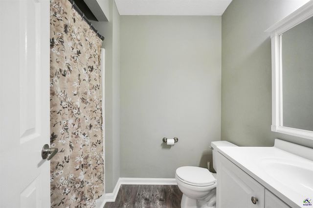 145 Old Highway 85, Senoia, GA 30276