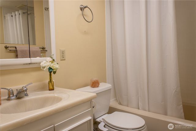 16300 State Highway 305 NE #95, Poulsbo, WA 98370