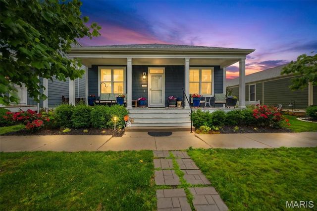 3308 Camp Street, St Charles, MO 63301