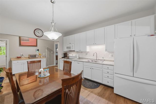 3308 Camp Street, St Charles, MO 63301