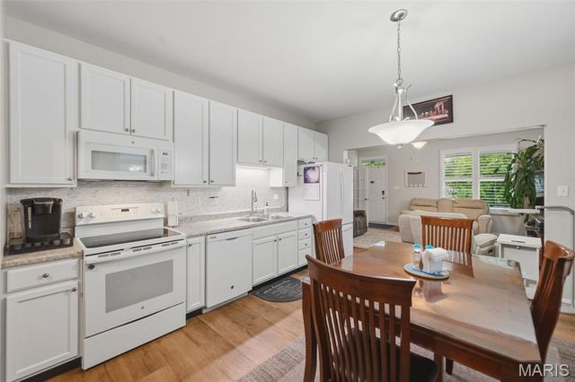 3308 Camp Street, St Charles, MO 63301
