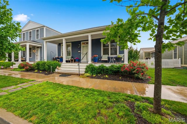 3308 Camp Street, St Charles, MO 63301