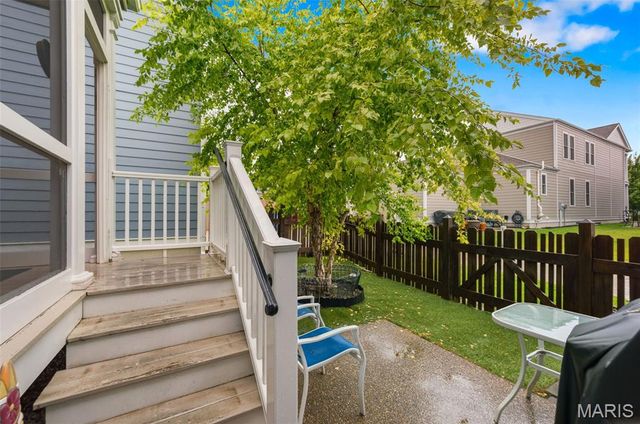 3308 Camp Street, St Charles, MO 63301