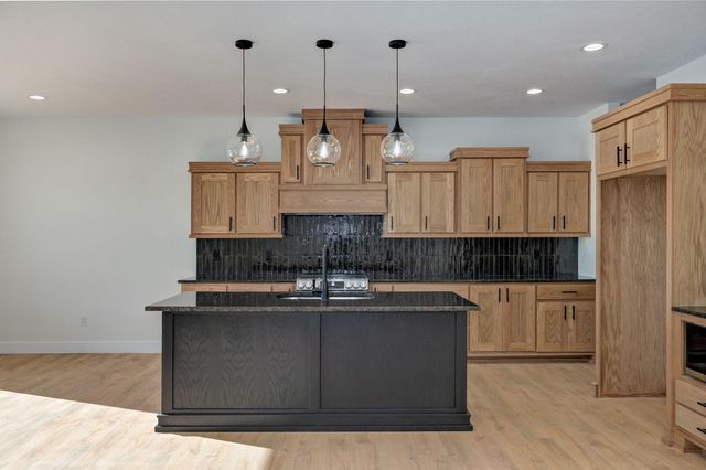 1090 Napper Road, Billings, MO 65610