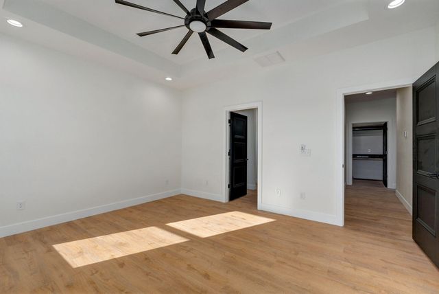 1090 Napper Road, Billings, MO 65610