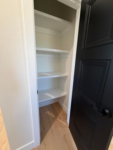 1090 Napper Road, Billings, MO 65610