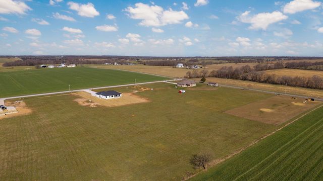 1090 Napper Road, Billings, MO 65610