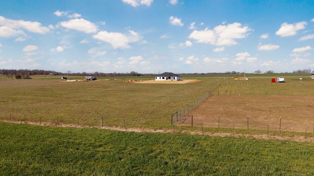 1090 Napper Road, Billings, MO 65610