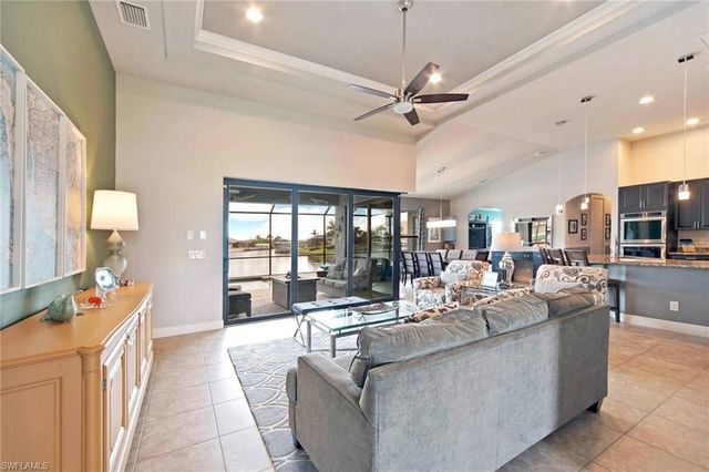 915 NW 36th PL, Cape Coral, FL 33993