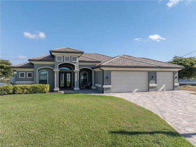 915 NW 36th PL, Cape Coral, FL 33993