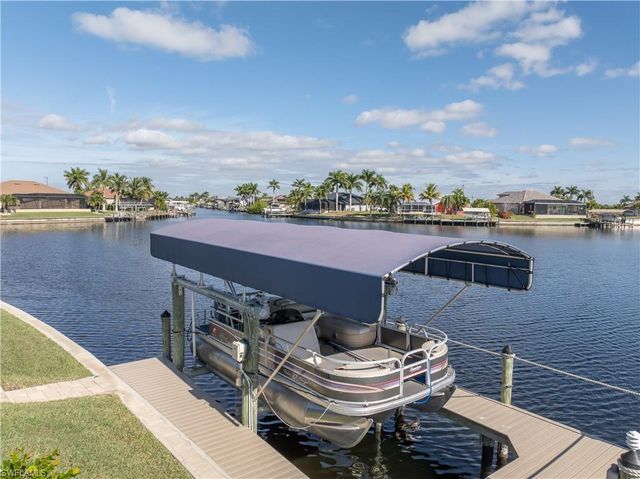 915 NW 36th PL, Cape Coral, FL 33993