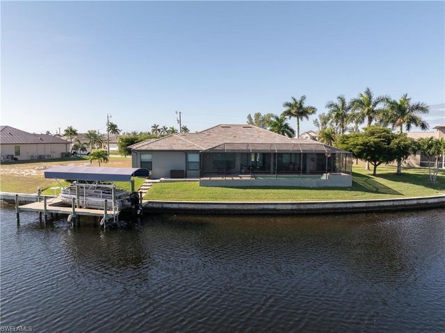 915 NW 36th PL, Cape Coral, FL 33993