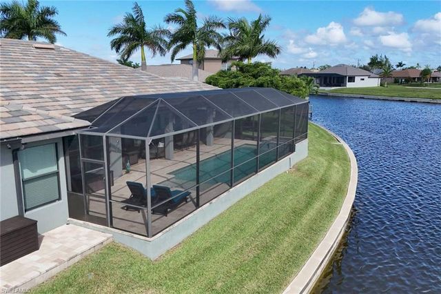 915 NW 36th PL, Cape Coral, FL 33993