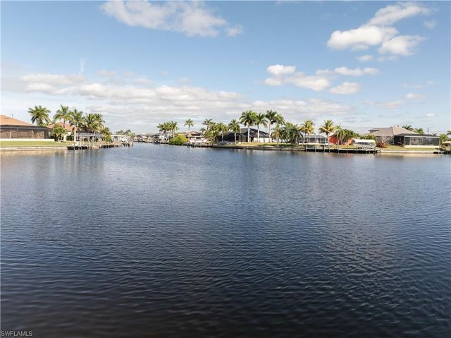 915 NW 36th PL, Cape Coral, FL 33993
