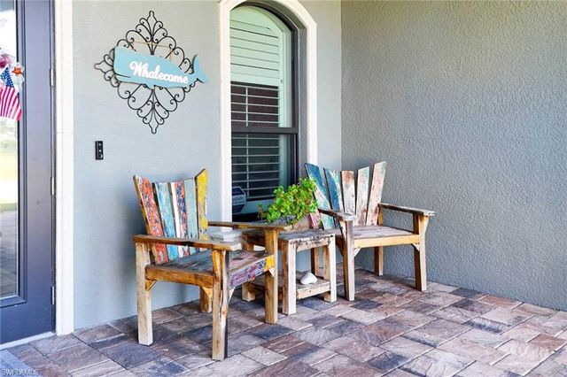 915 NW 36th PL, Cape Coral, FL 33993