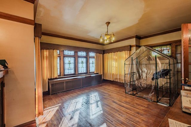 2426 Oak Park Avenue, Berwyn, IL 60402