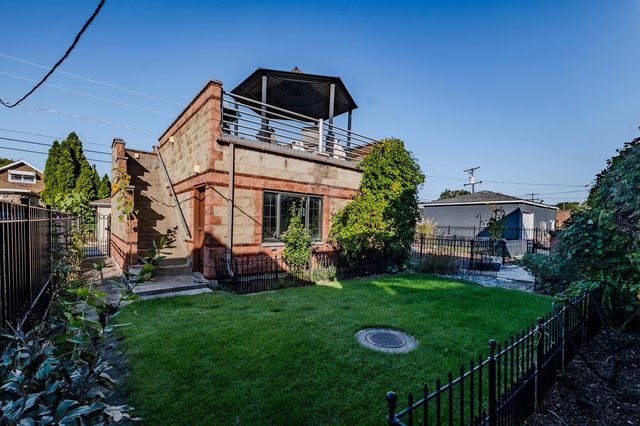2426 Oak Park Avenue, Berwyn, IL 60402