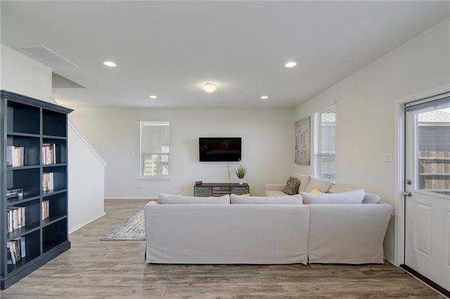 218 Cascata WAY, Liberty Hill, TX 78642