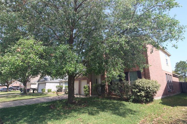 16730 Town Glade Drive, Cypress, TX 77429