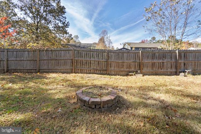 327 UNION DR, Ruther Glen, VA 22546