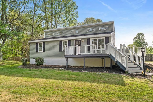 327 UNION DR, Ruther Glen, VA 22546