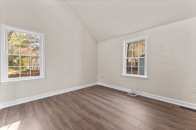 327 UNION DR, Ruther Glen, VA 22546