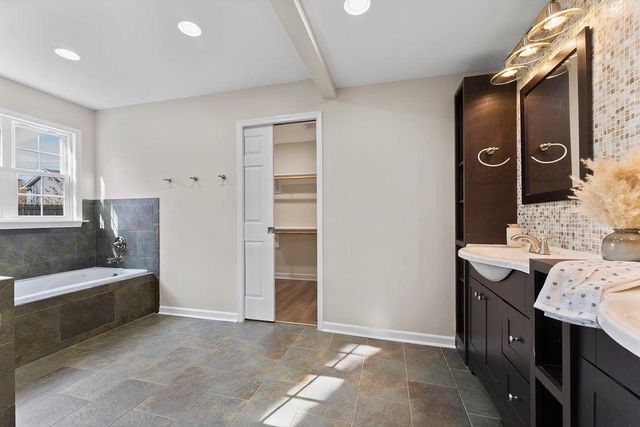 327 UNION DR, Ruther Glen, VA 22546