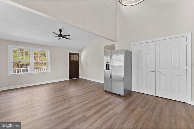 327 UNION DR, Ruther Glen, VA 22546